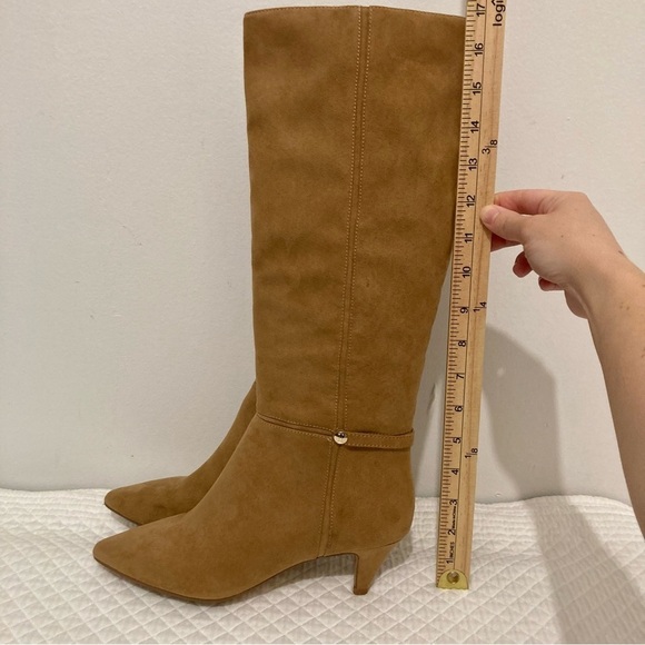 Isaac Mizrahi Abbot Boots Womens Size 6.5 Faux Suede Tan Knee High Heel Boot - Picture 12 of 15